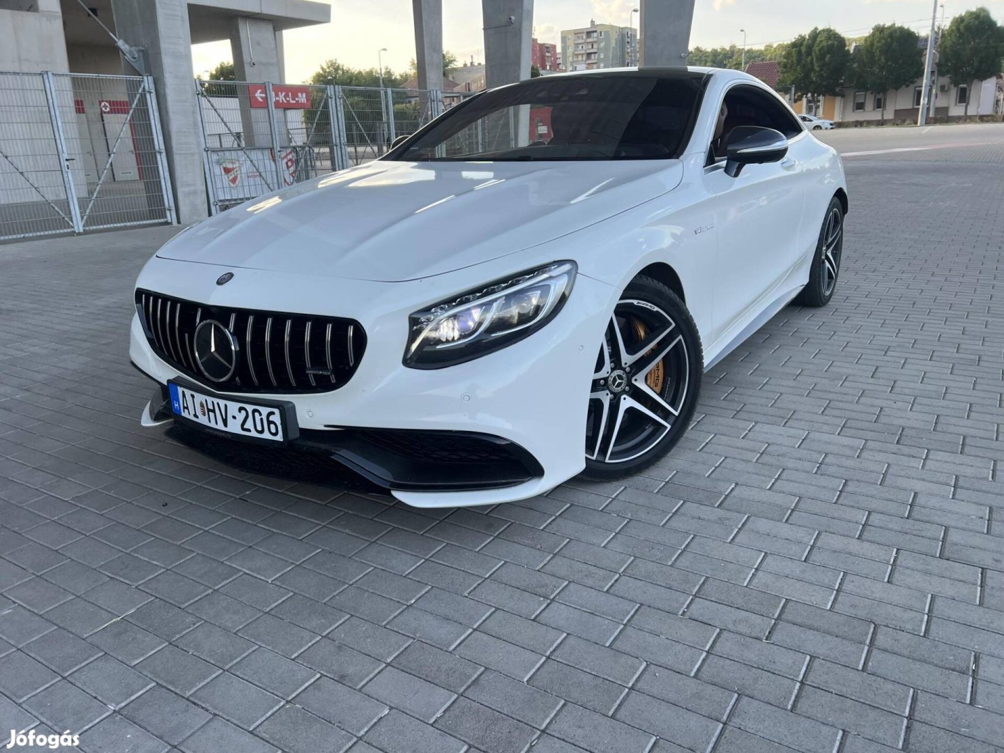 Mercedes-Benz S 63 AMG Mercedes-AMG S 63 Coupé...