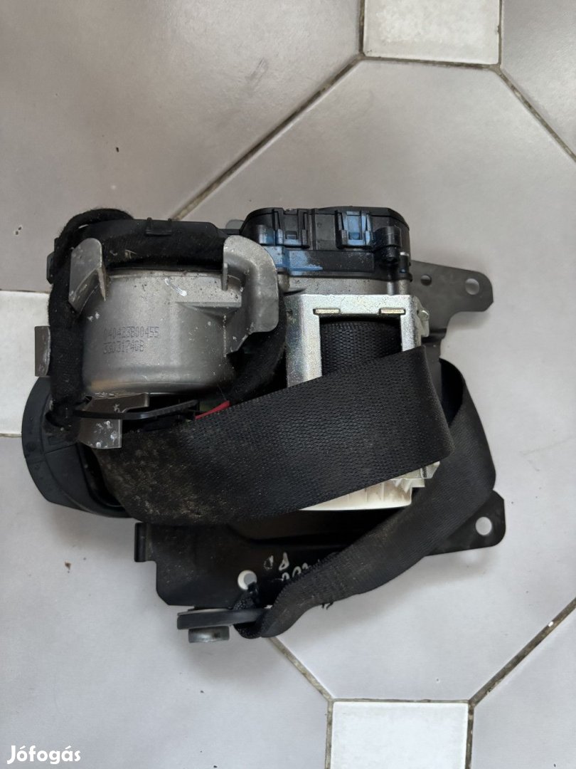 Mercedes-Benz S-osztály W220 bal első biztonsági öv A2208600211