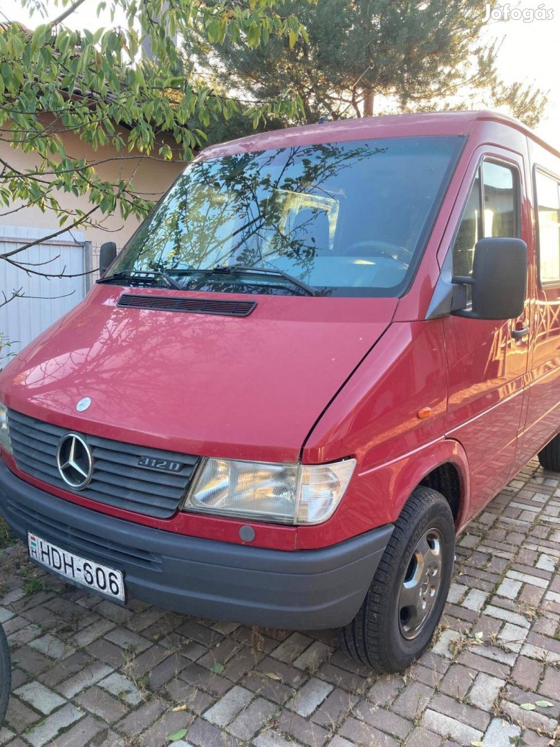 Mercedes-Benz Sprinter 312 D 903.472