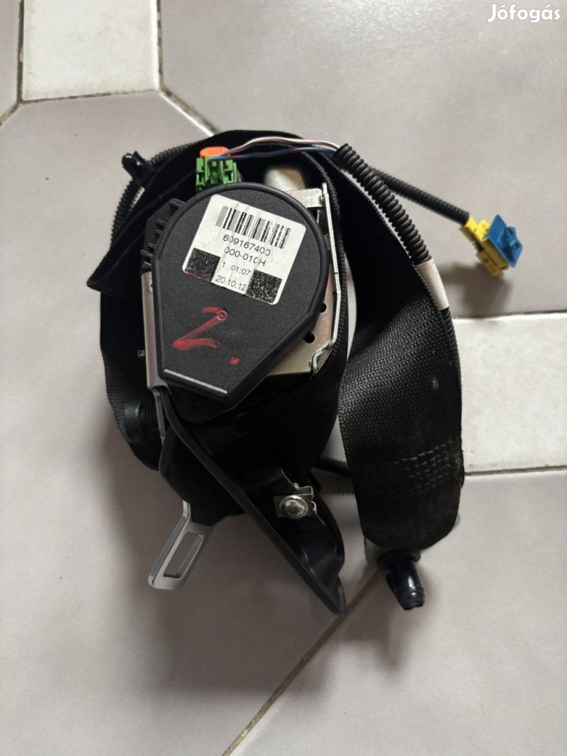 Mercedes-Benz Sprinter W906, Vito első középső öv 609167400