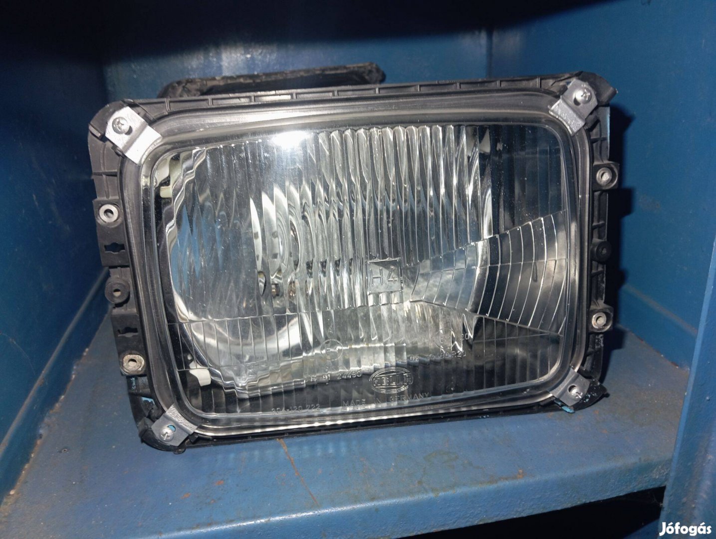 Mercedes Benz T1/TN jobb első Hella fényszóró, Első Lámpa