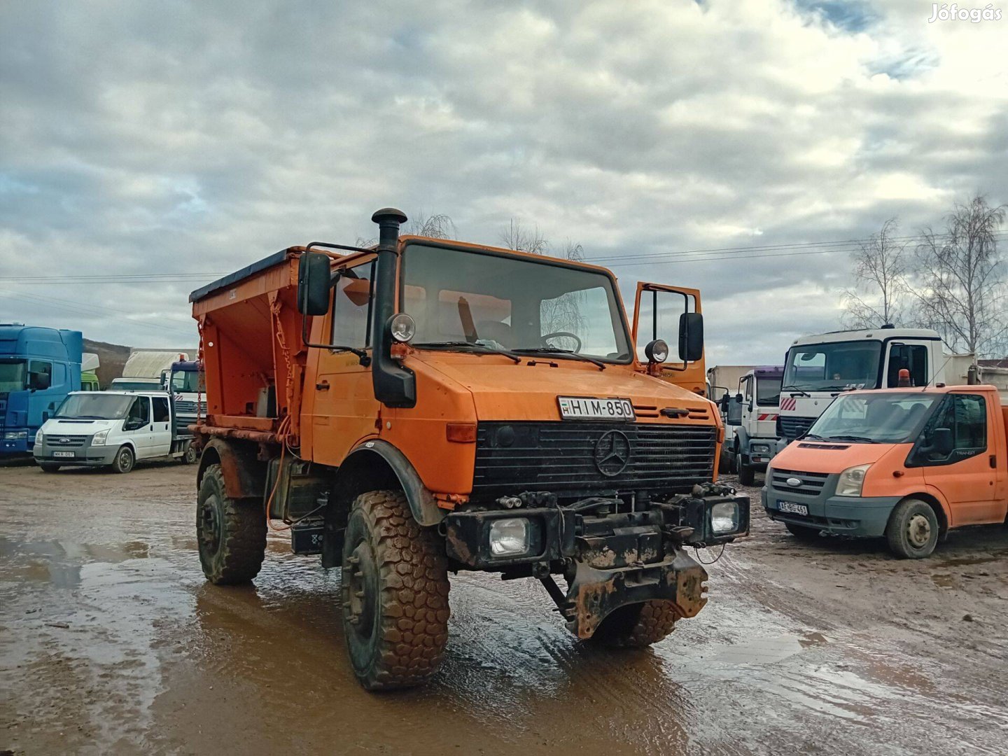 Mercedes-Benz Unimog