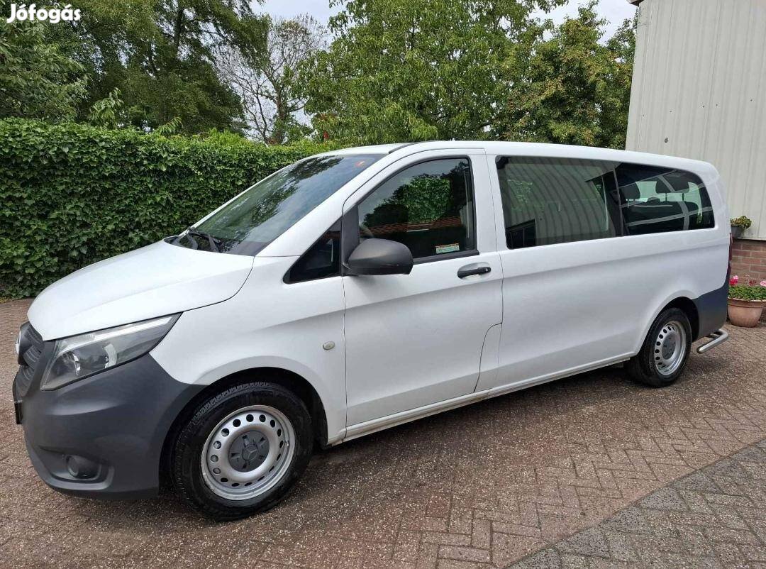 Mercedes-Benz Vito 109 Bluetec Tourer Select L...