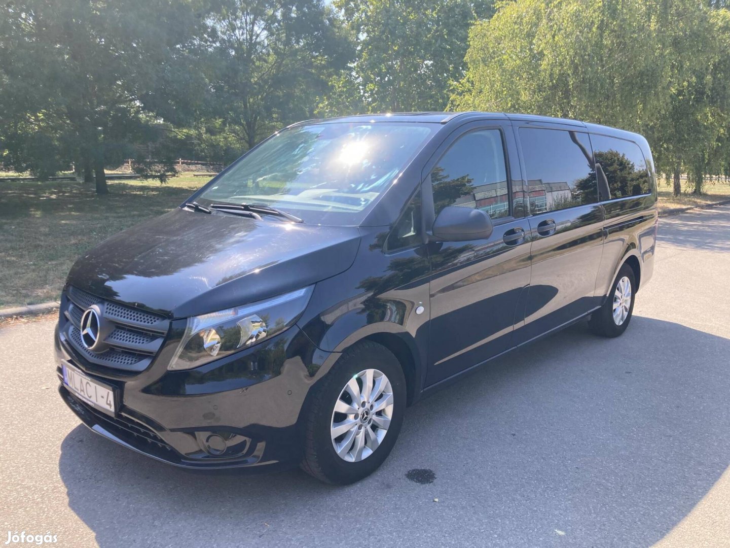 Mercedes-Benz Vito 116 Bluetec Tourer Select L...