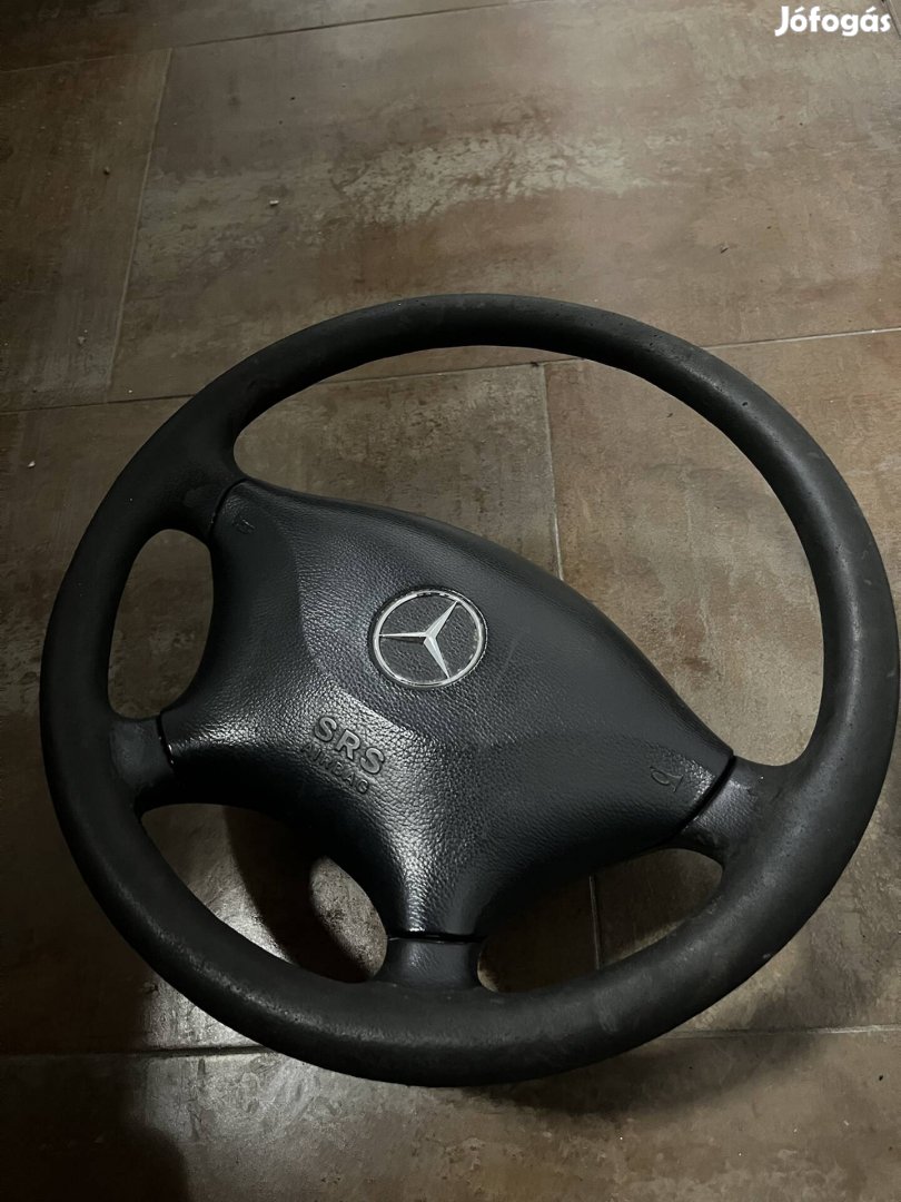 Mercedes Benz Vito W639 kormány légzsák kormánnyal.