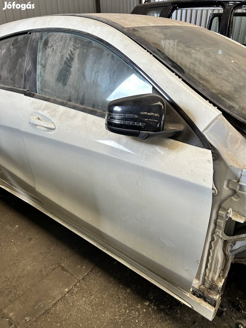 Mercedes Benz W117 CLA jobb első ajtó