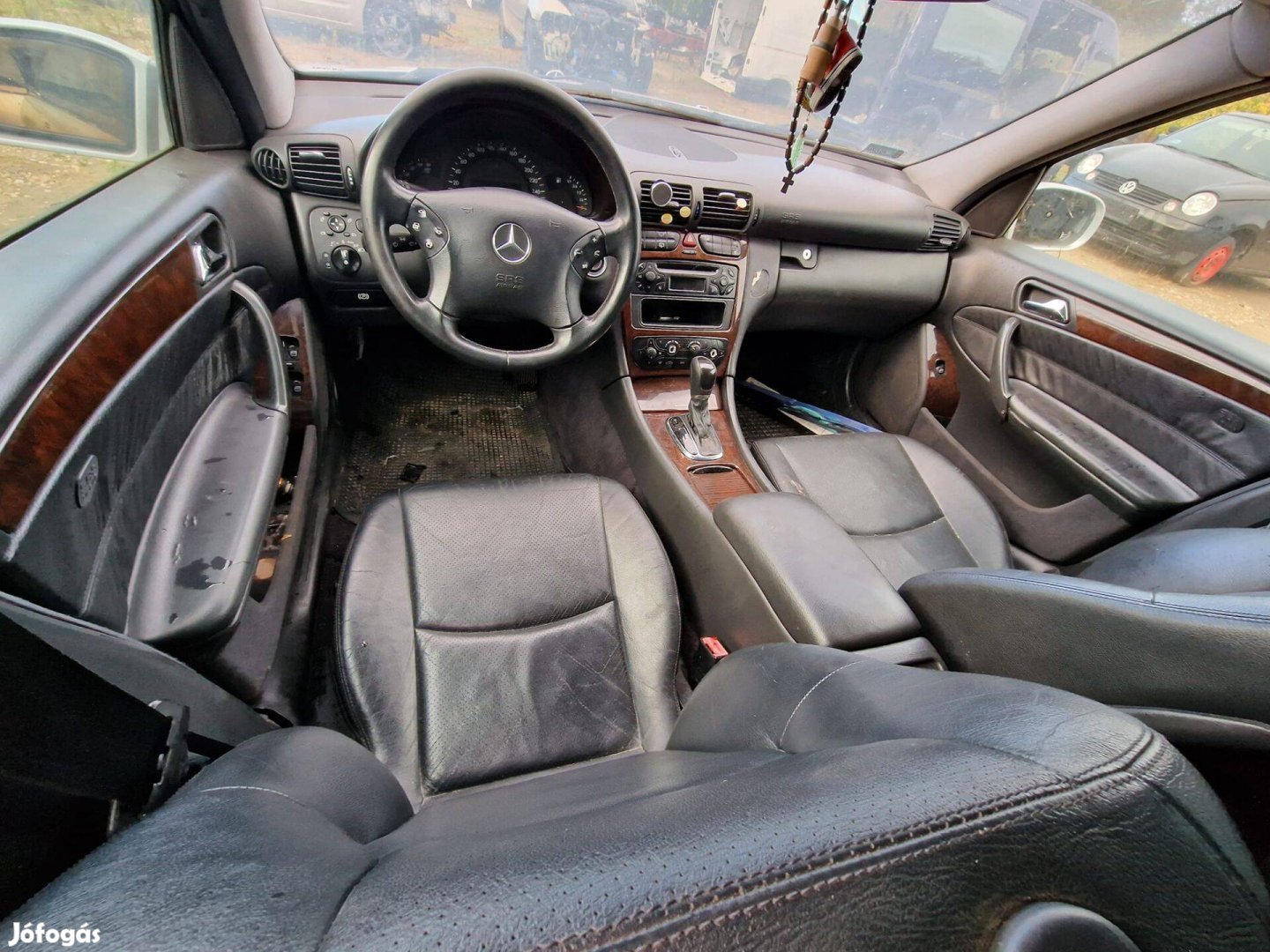 Mercedes Benz W203 Kombi Bőr Ülés Garnitúra Ajtókárpittal Szép Állapot
