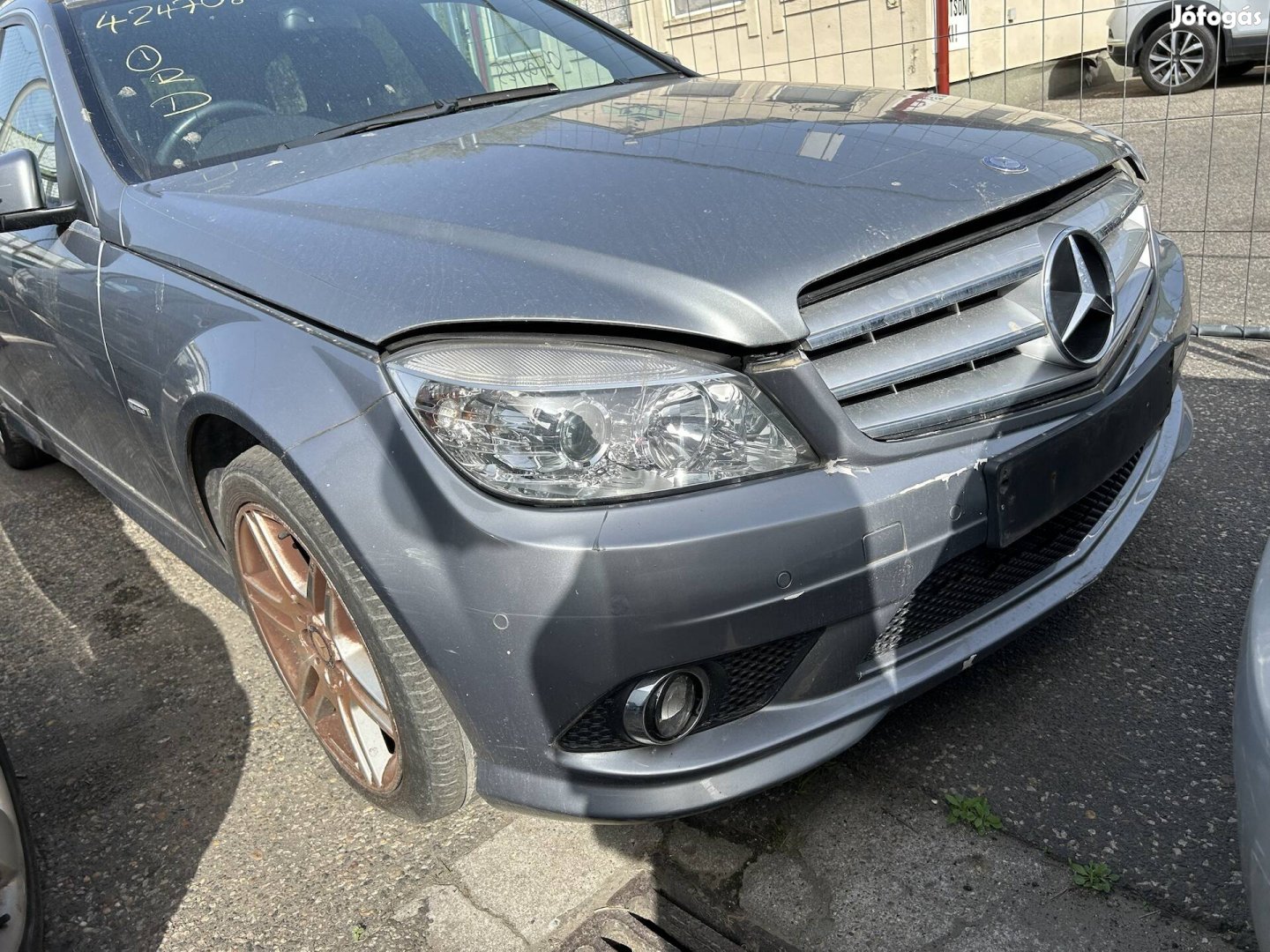 Mercedes Benz W204 C komplett csavaros eleje