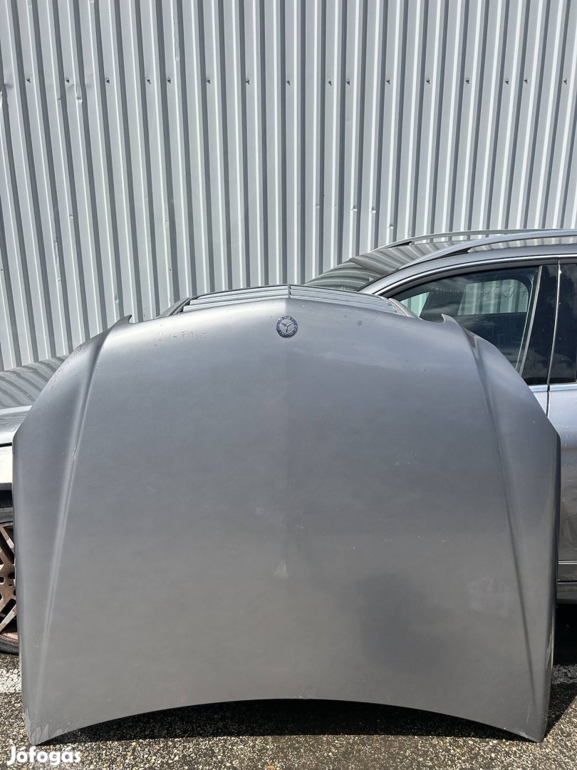 Mercedes Benz W204 C motorháztető