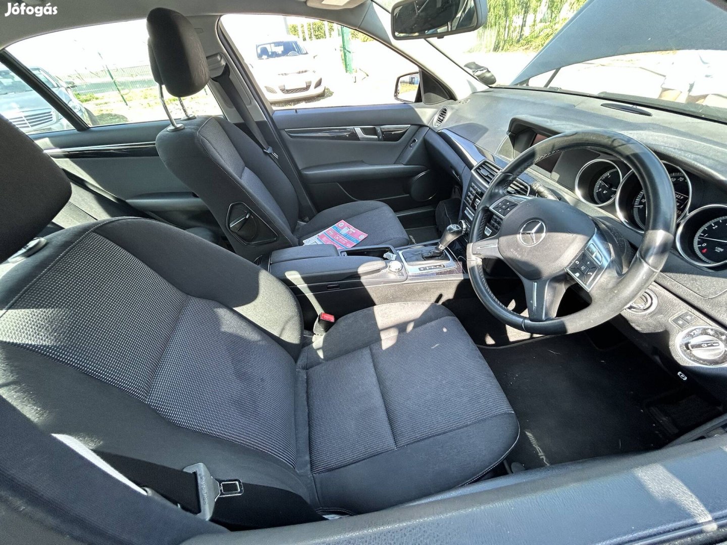 Mercedes Benz W204 C szövet ülés szett
