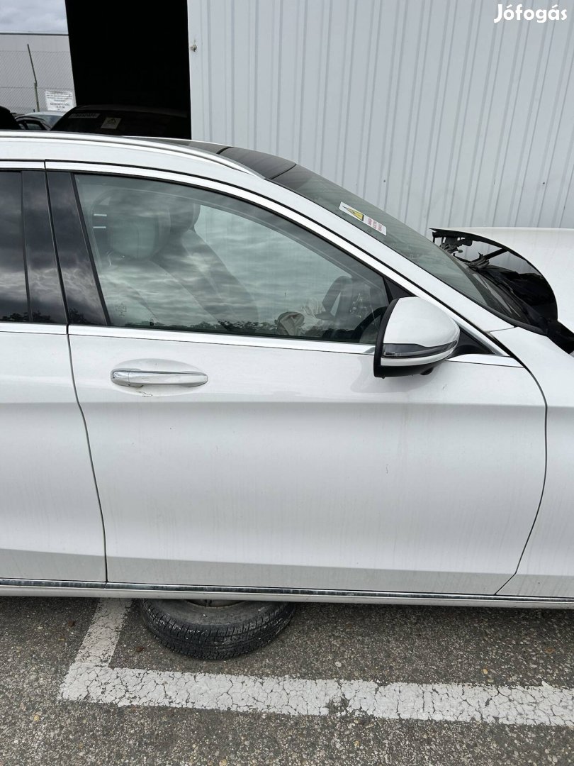 Mercedes Benz W205 C jobb első ajtó