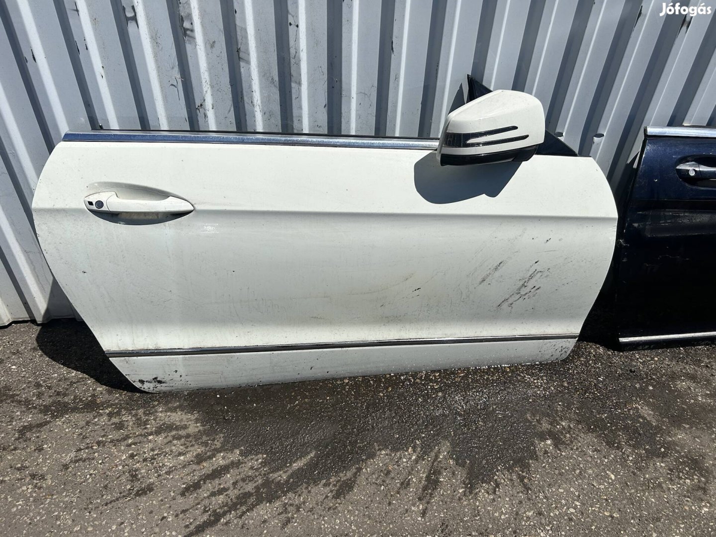Mercedes Benz W207 E coupe jobb oldali ajtó