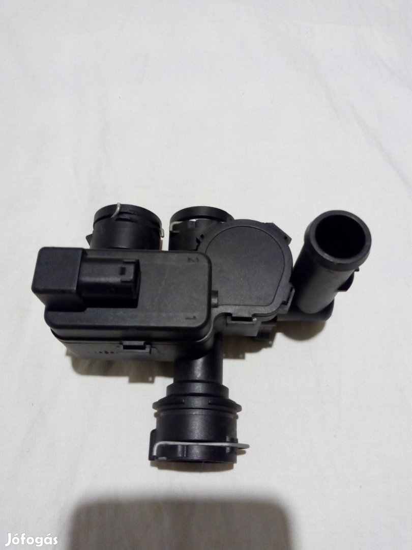 Mercedes Benz W211,E220 fűtő radiátor szabályzó szelep 