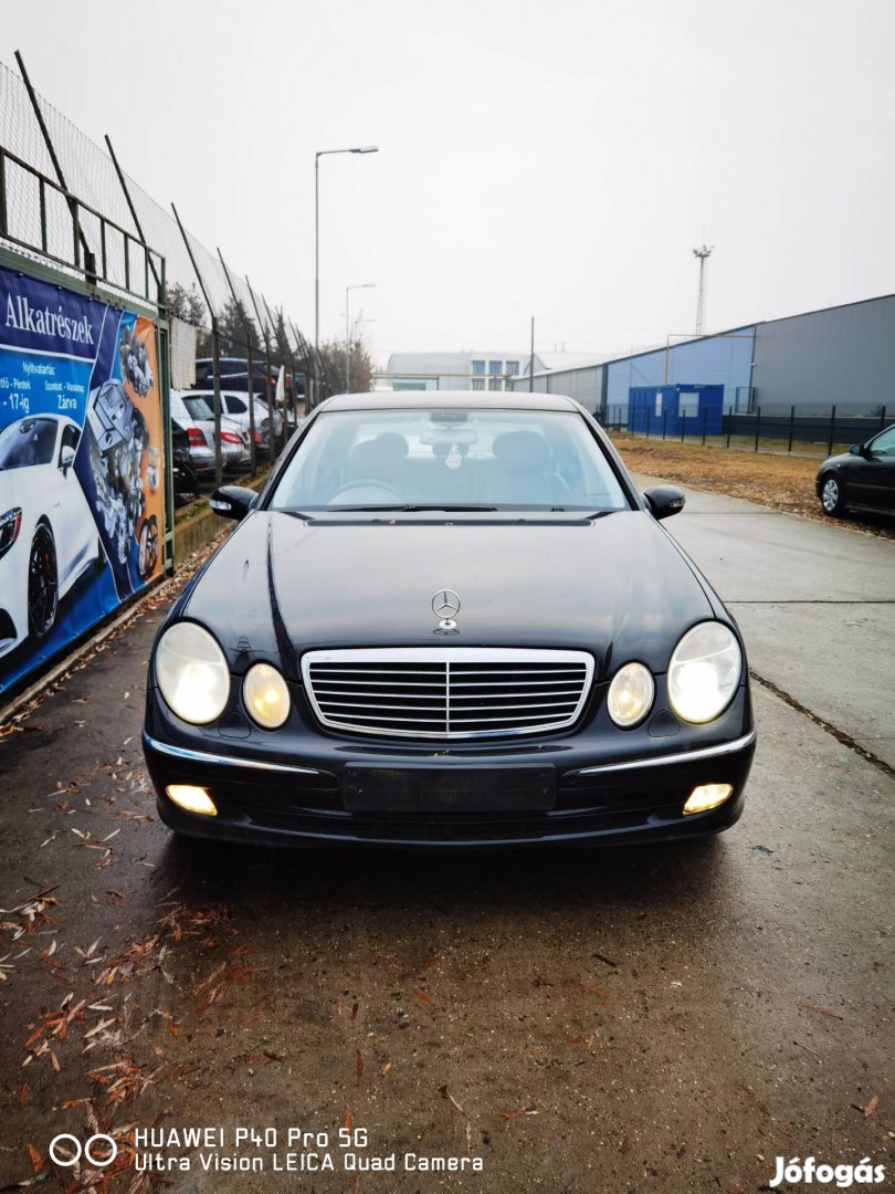 Mercedes Benz W211 E 280 CDI OM642 Bontás