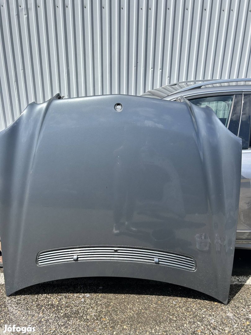 Mercedes Benz W211 E motorháztető