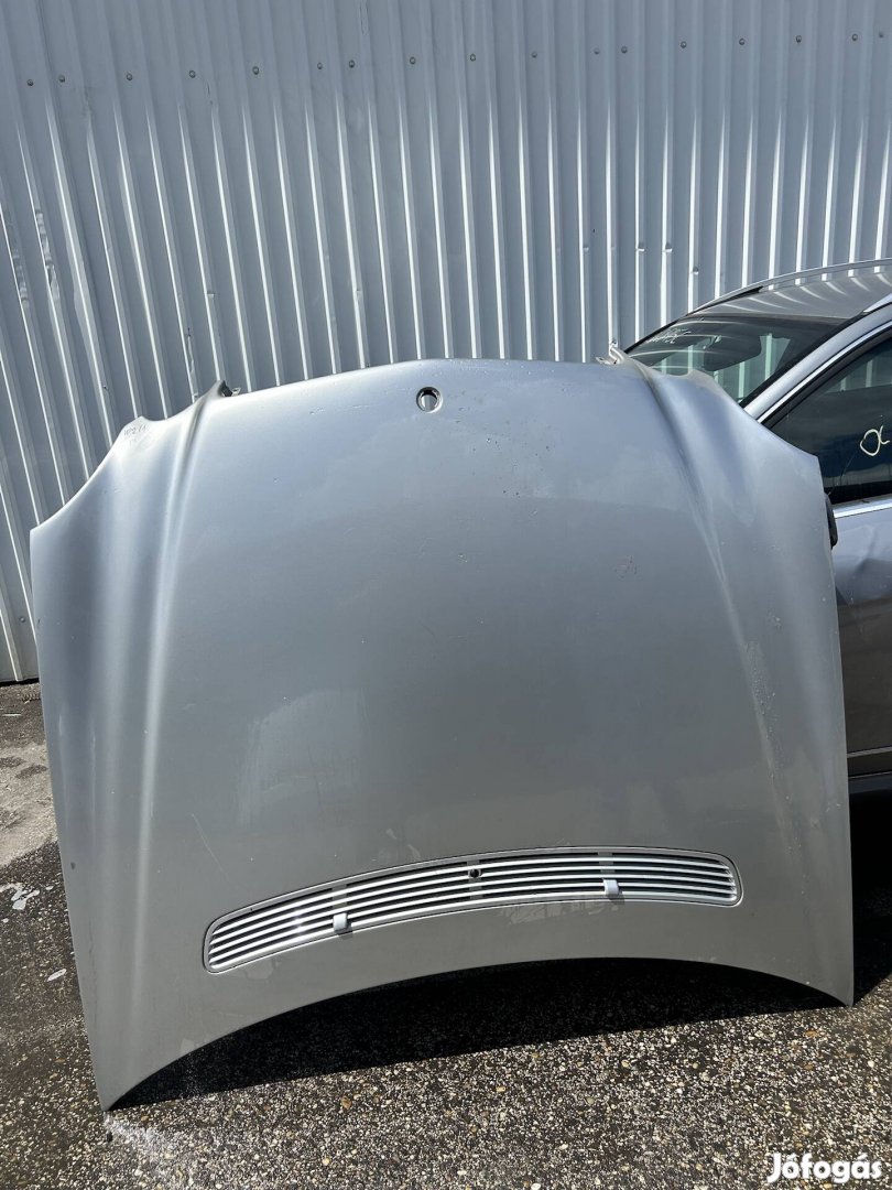 Mercedes Benz W211 E motorháztető