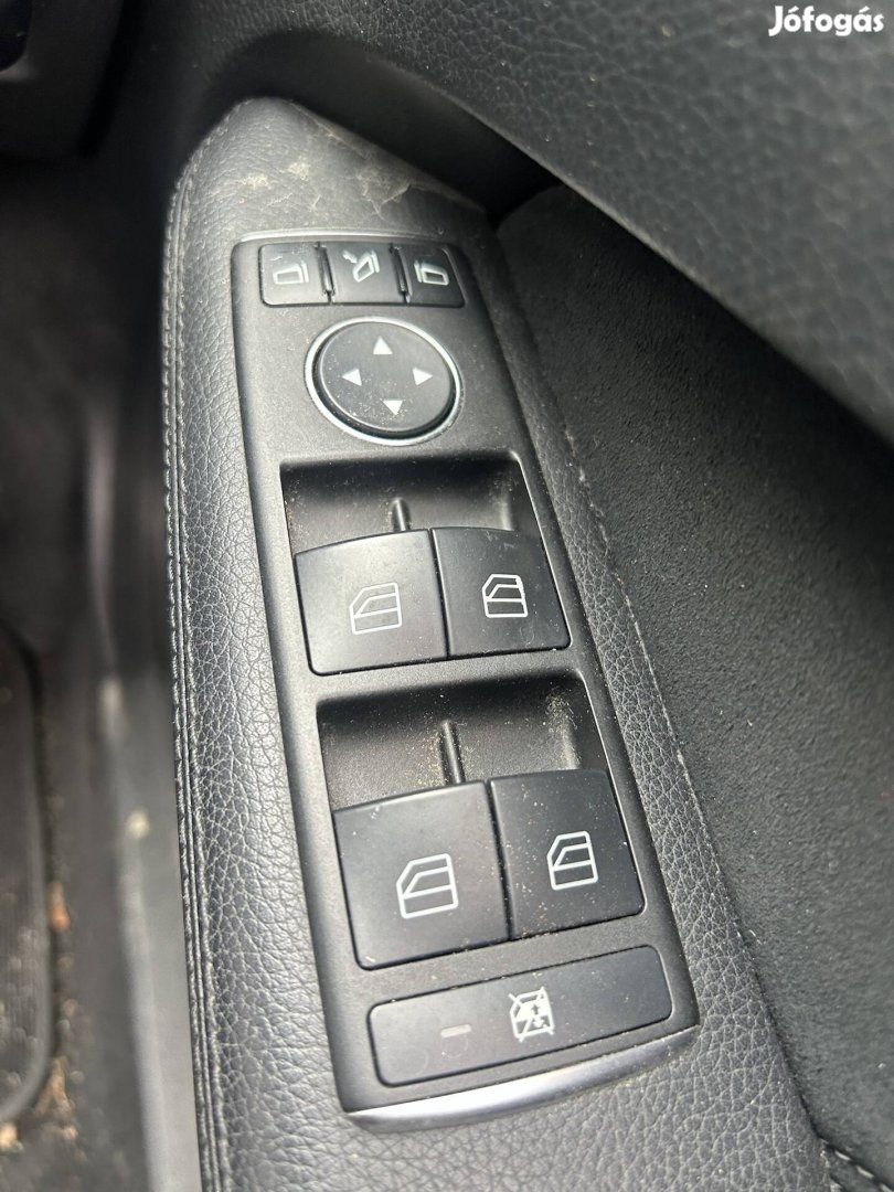 Mercedes Benz W212 E ablakemelő kapcsoló