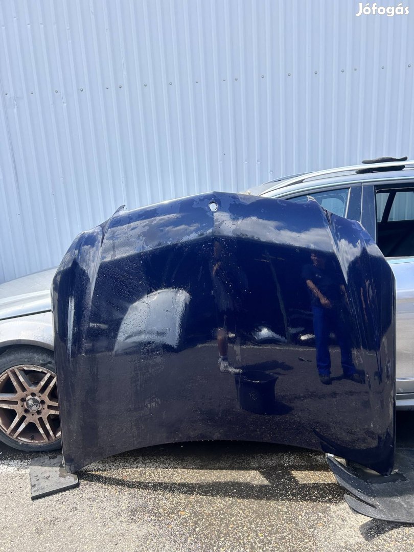 Mercedes Benz W212 E motorháztető
