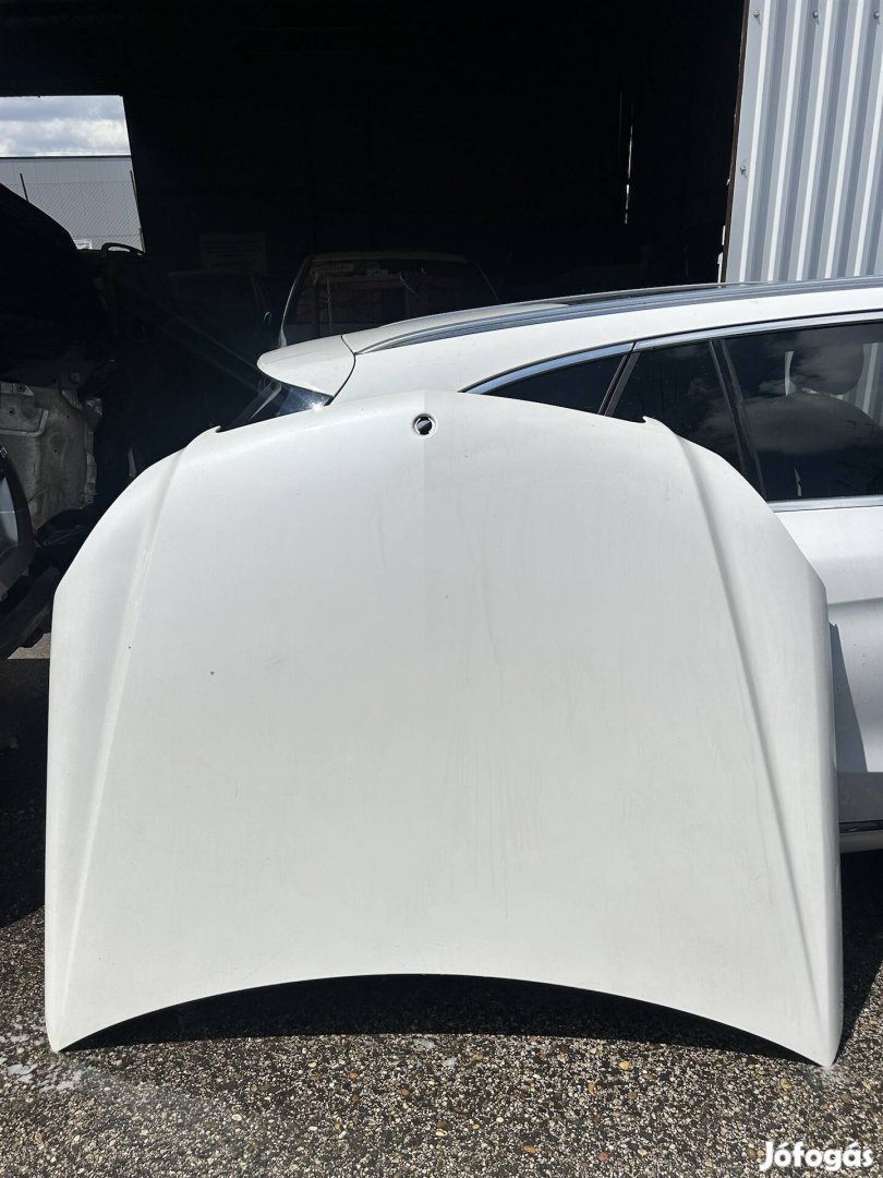 Mercedes Benz W212 E motorháztető