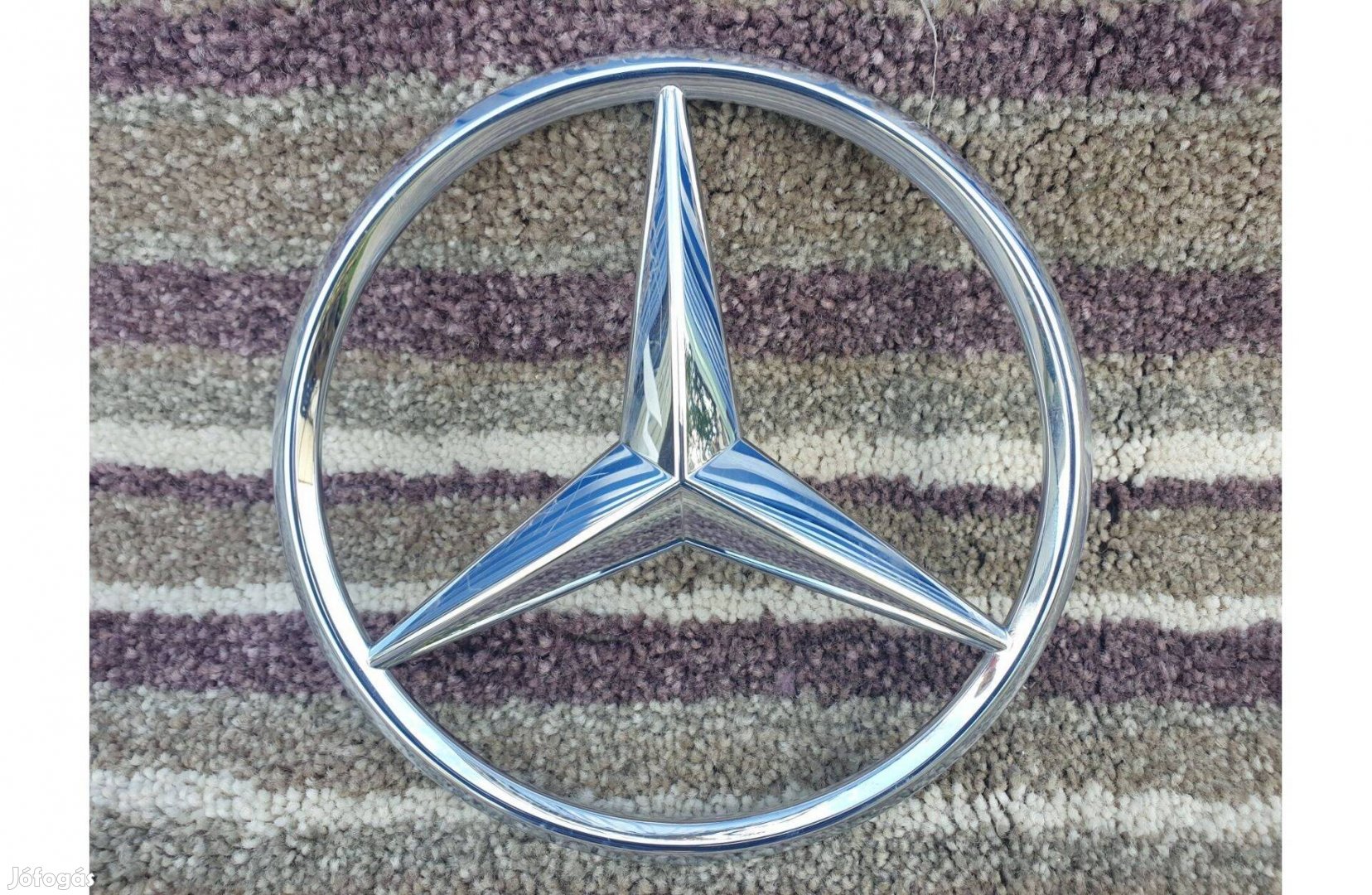 Mercedes Benz W213, W205, W207 gyári embléma, jelvény A0008173200