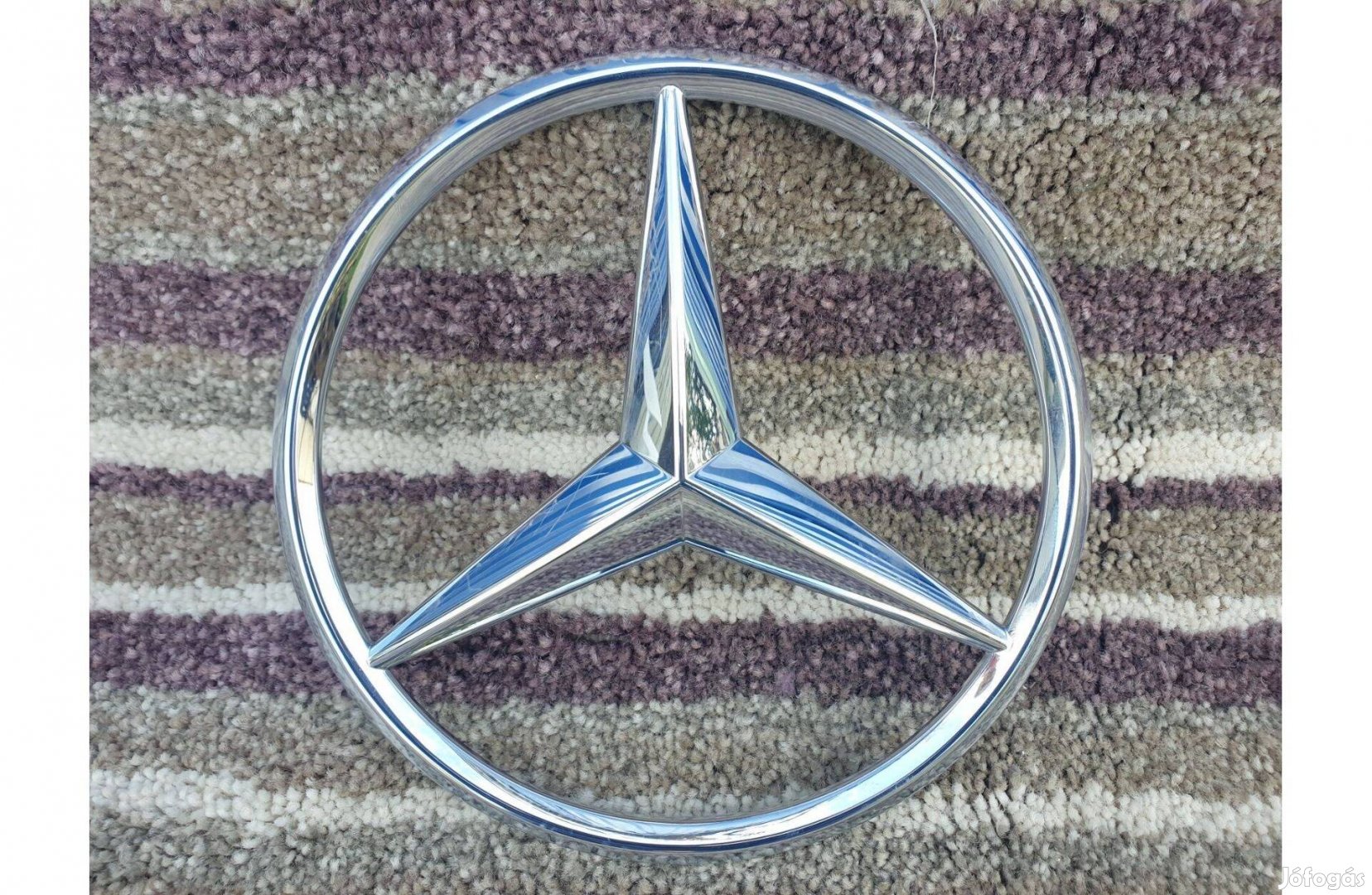 Mercedes Benz W213, W205, W207 gyári embléma, jelvény A0008173200