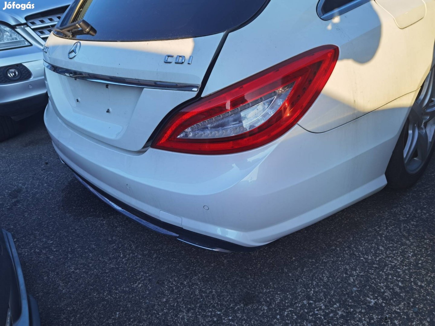 Mercedes Benz W218 CLS hátsó lökhárító 