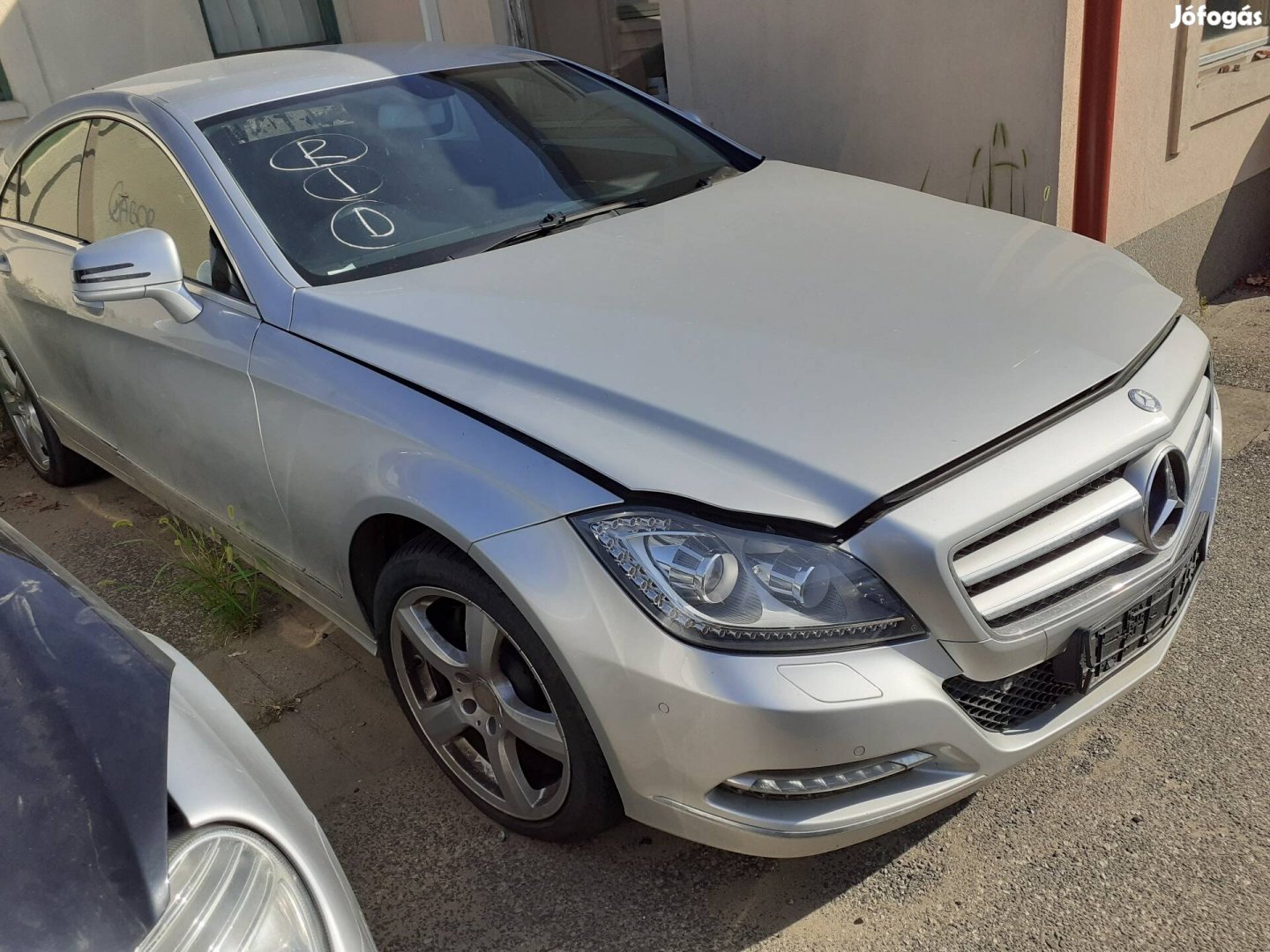 Mercedes Benz W218 CLS komplett csavaros eleje 