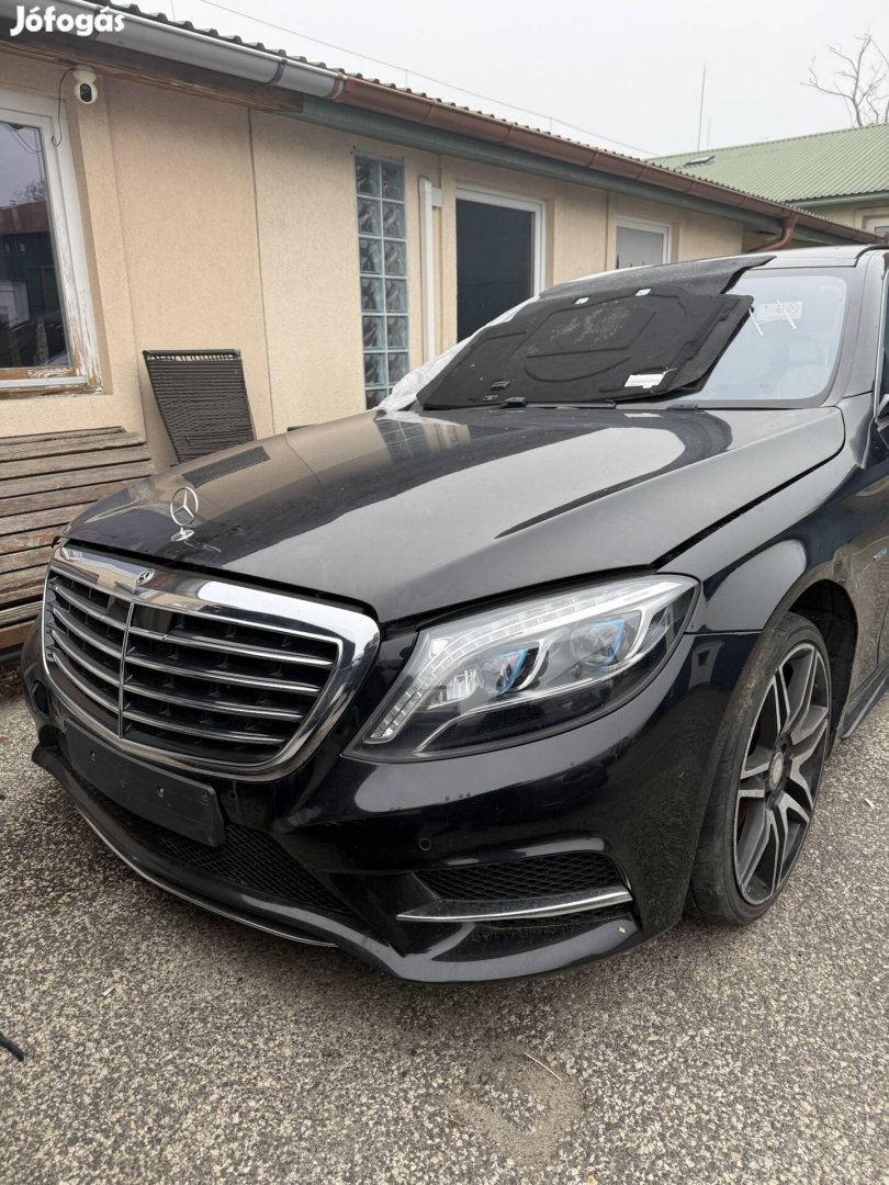 Mercedes Benz W222 S500e komplett csavaros eleje