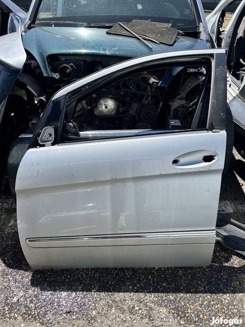 Mercedes Benz W245 B bal első ajtó