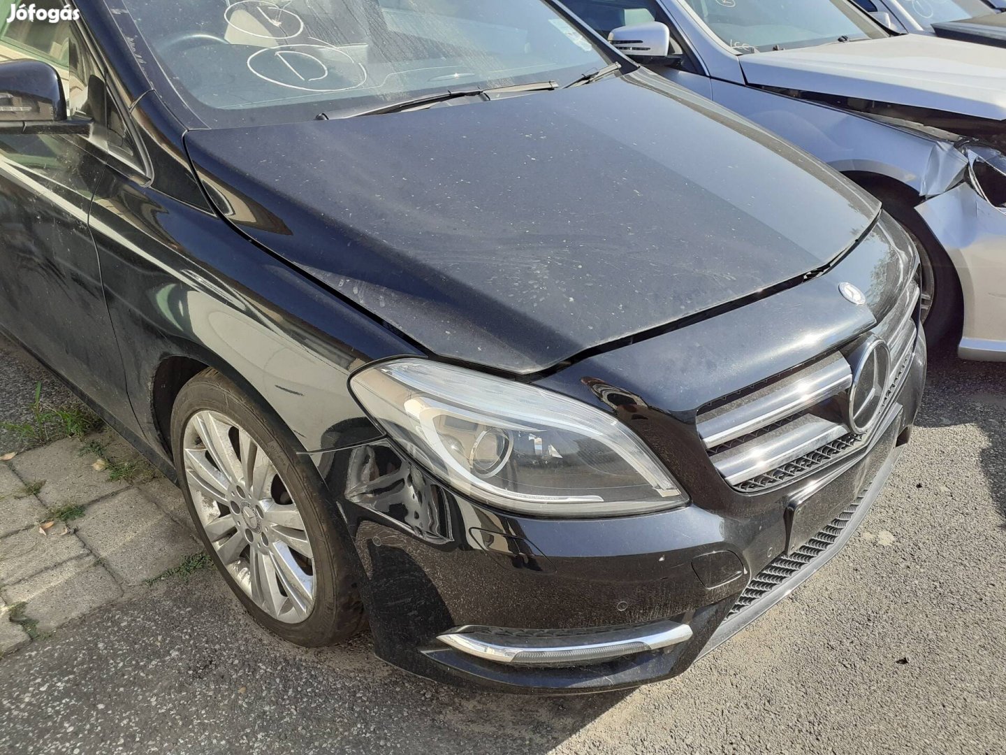 Mercedes Benz W246 B komplett csavaros eleje 