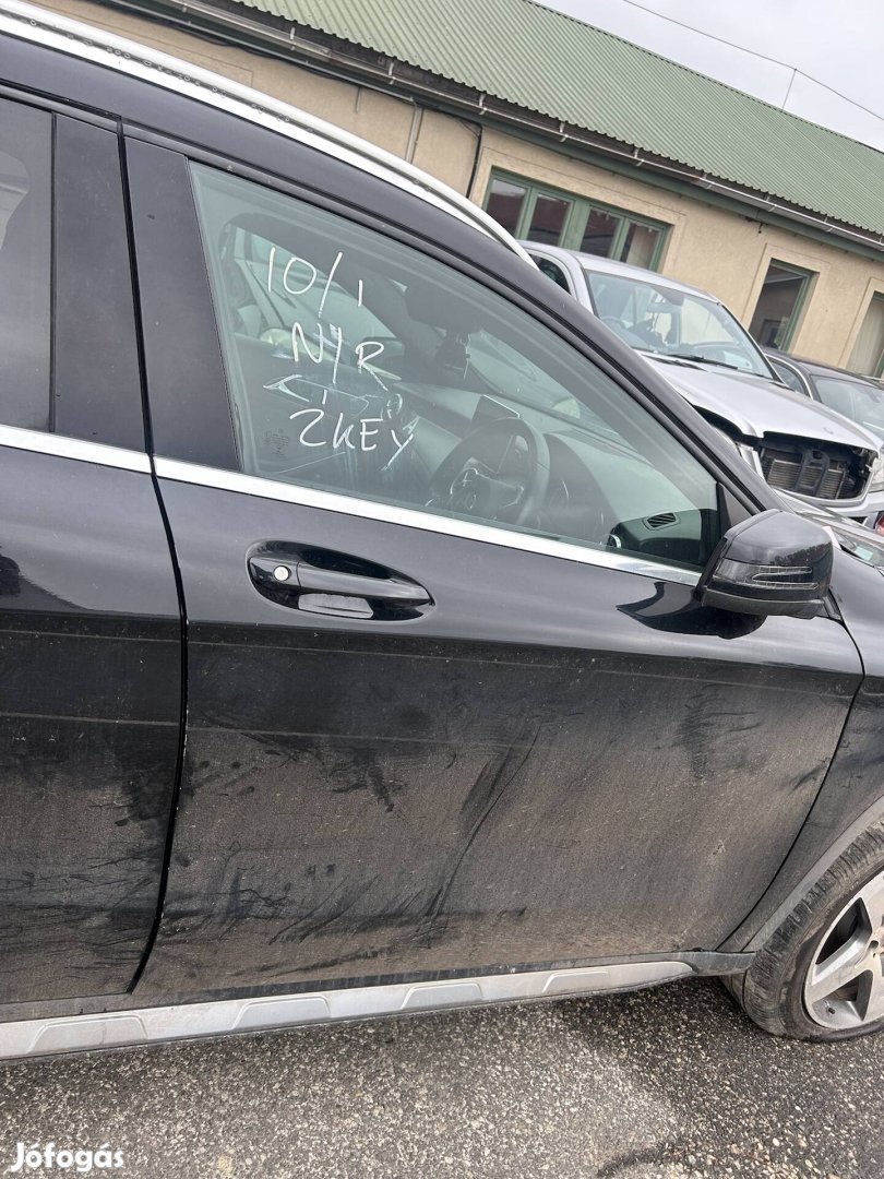 Mercedes Benz X156 GLA jobb első ajtó
