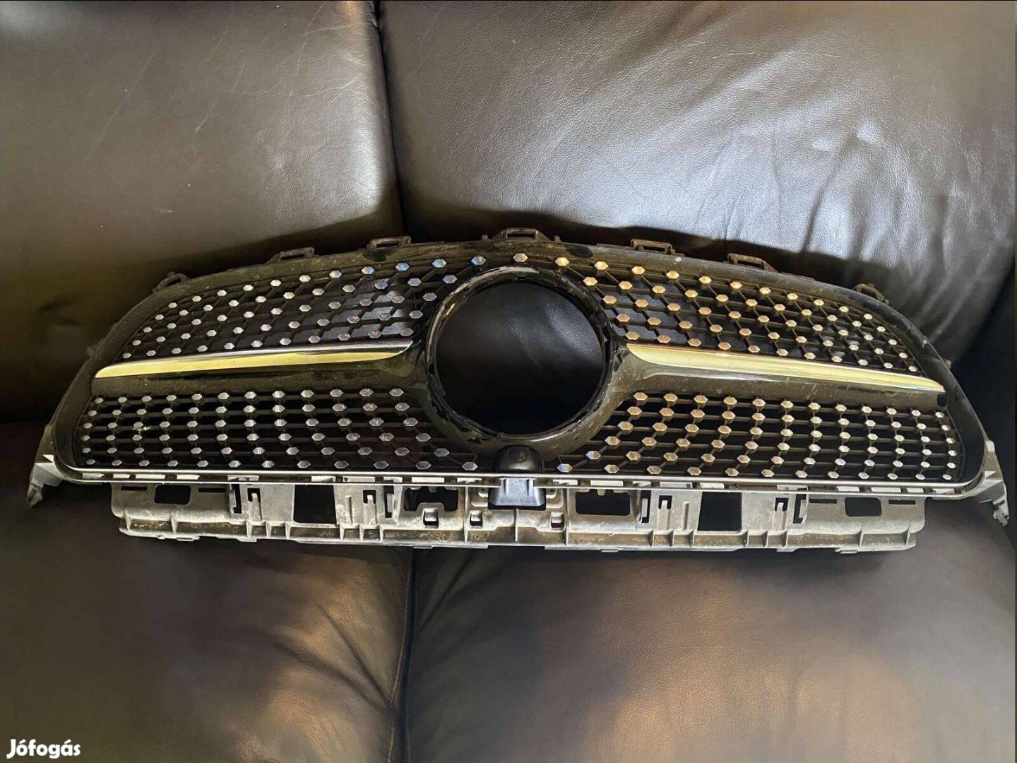 Mercedes Benz, E-Class, w238, Hűtőrács eladó. Cikkszám:2388881400