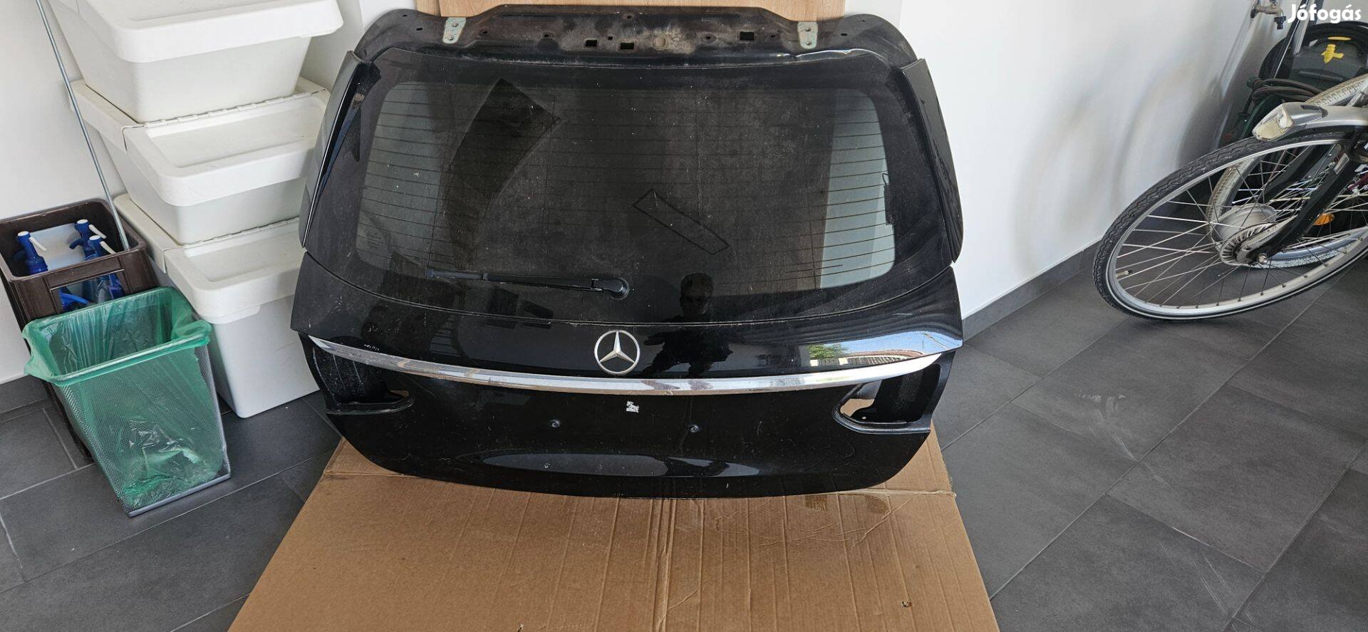 Mercedes-Benz, Mercedes, Merci C-lass C-osztáy W205 hátsóajtó