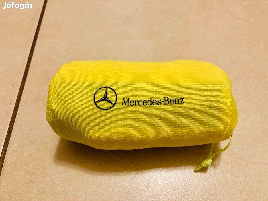 Mercedes-Benz, Mercedes sárga láthatósági mellény