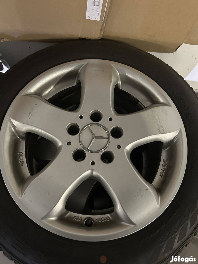 Mercedes Benz alufelni R16x7.5j 205/55 téli szett garnitúran