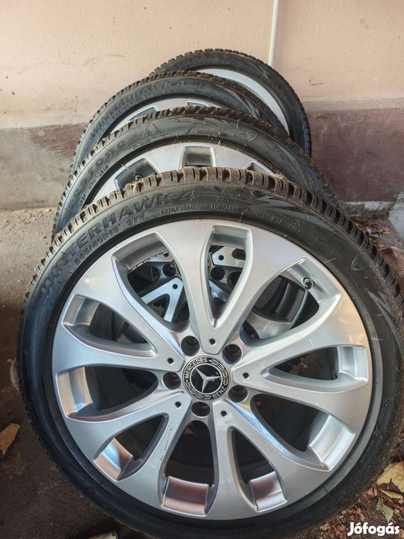 Mercedes Benz alufelni garnitúra Firestone Winterhawk téli gumiabroncs