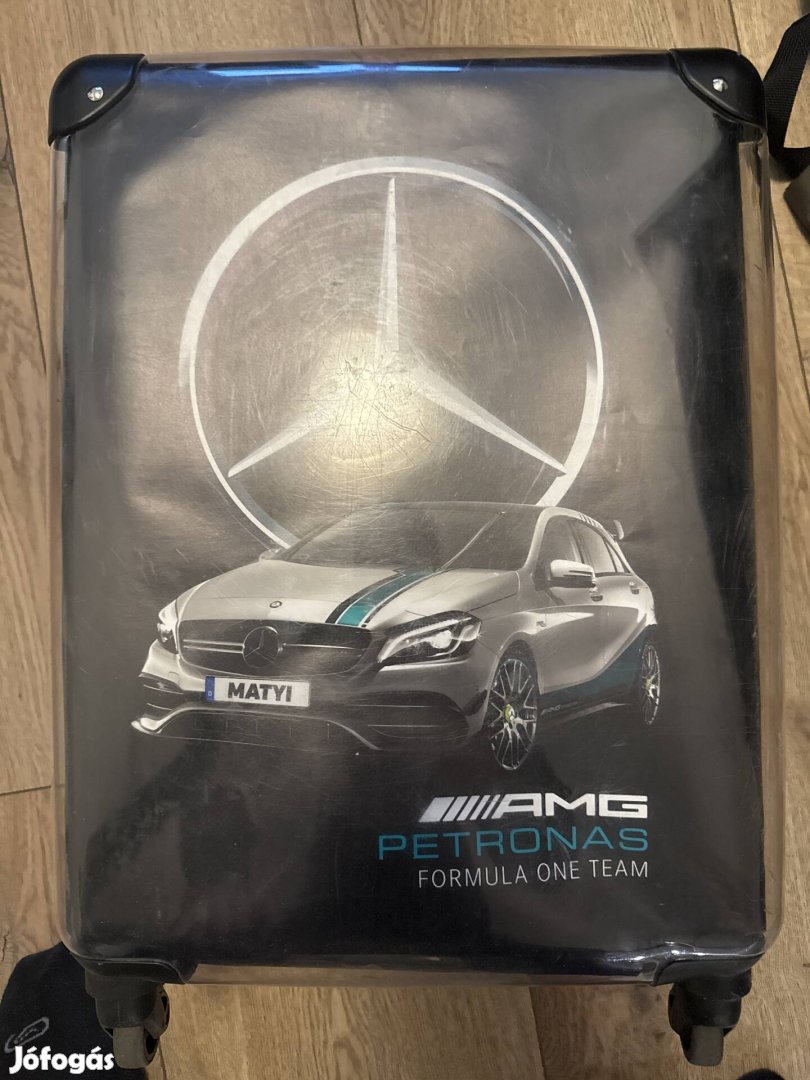 Mercedes-Benz bőrönd