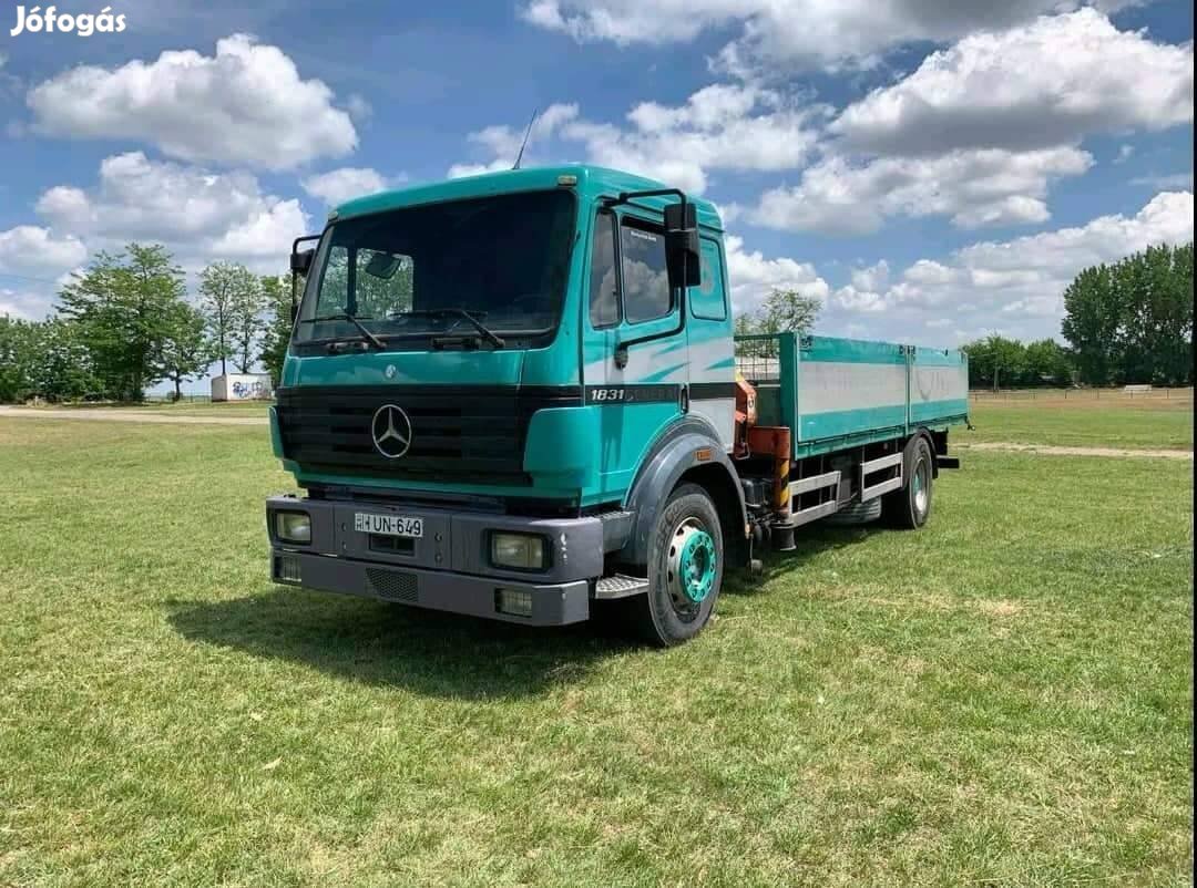 Mercedes-Benz darus teherautó