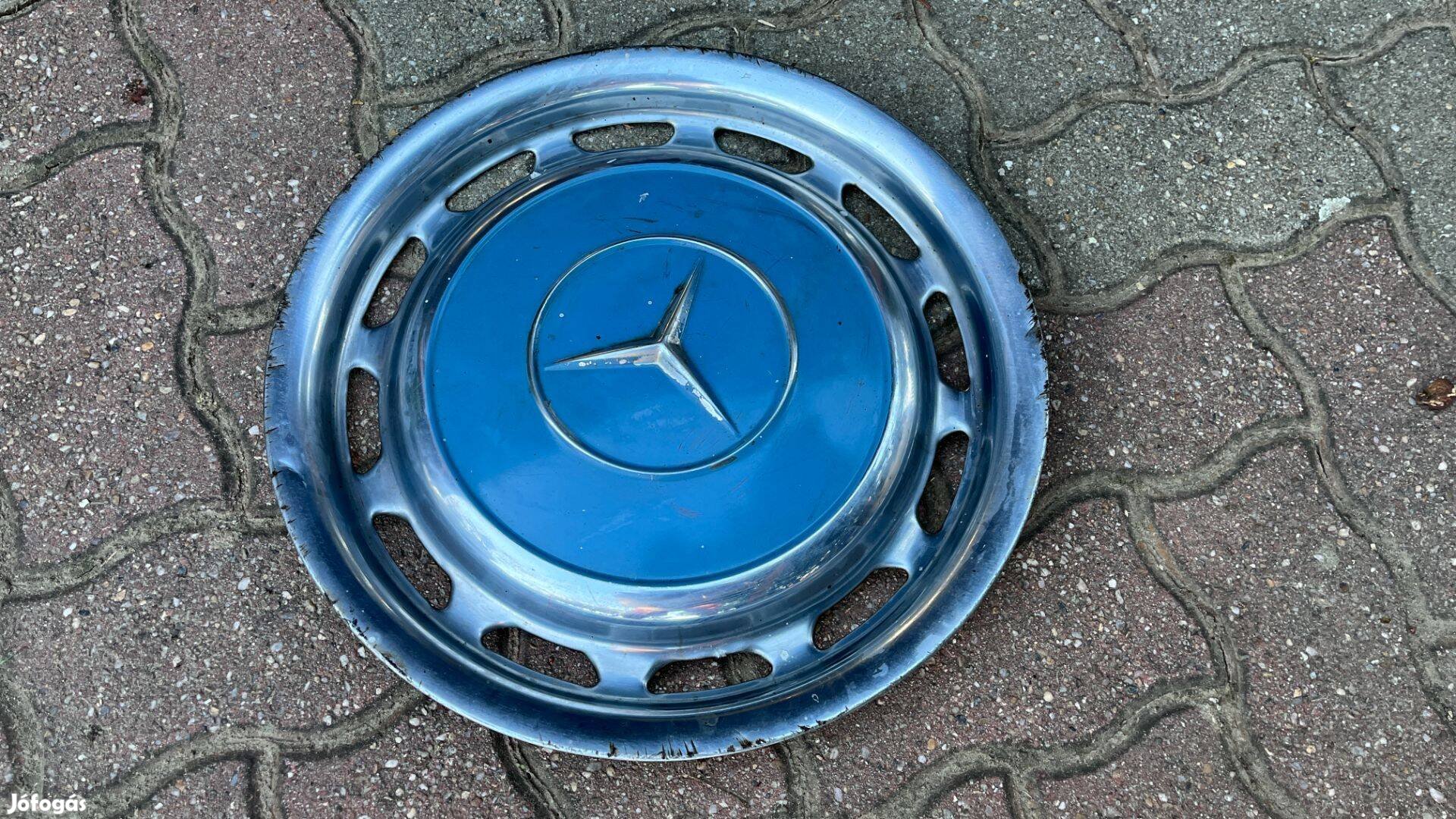 Mercedes Benz fém dísztárcsa