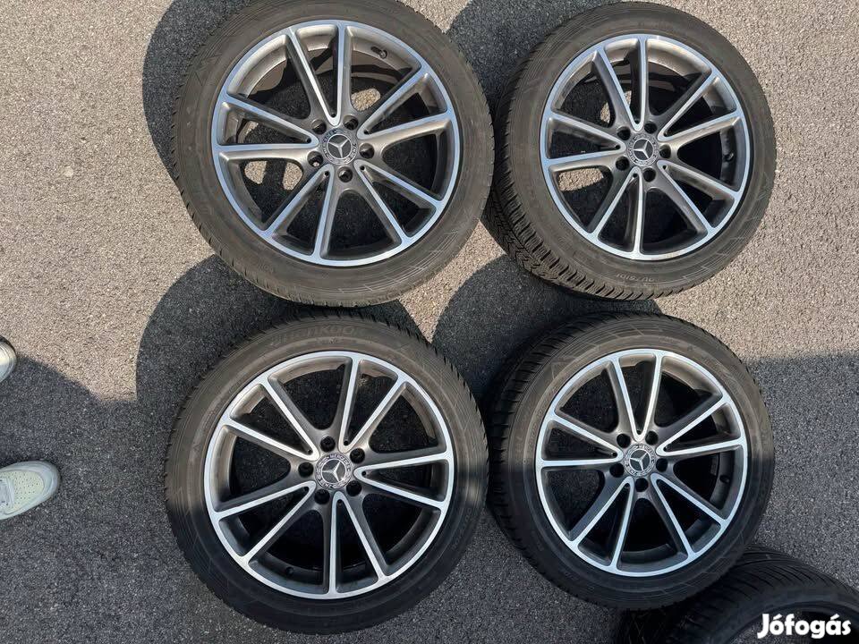 Mercedes-Benz gyári 18 alufelni szett téli gumival