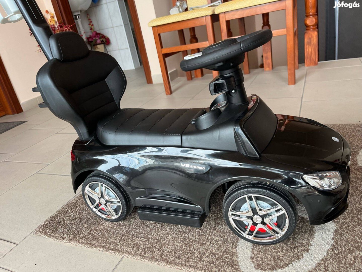 Mercedes-Benz játékautó