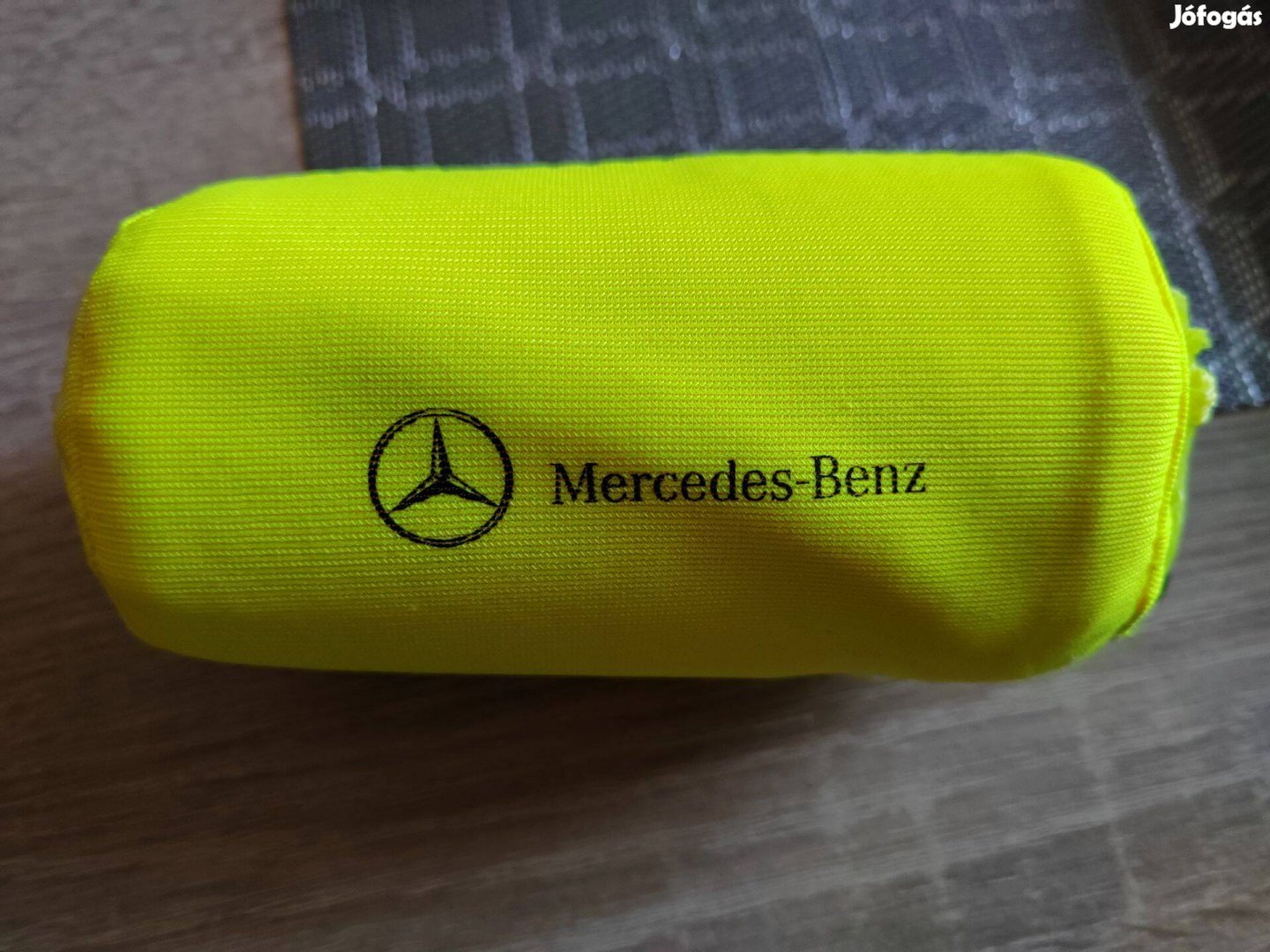 Mercedes-Benz mellény