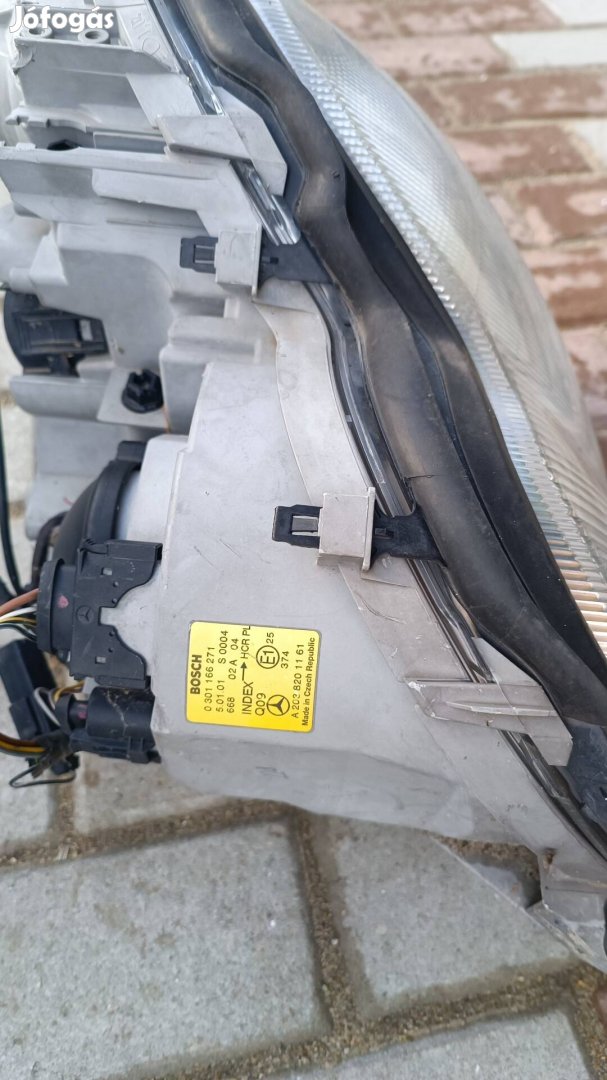 Mercedes Benz w203 c-osztály gyári xenon bal fényszóró 0301166271