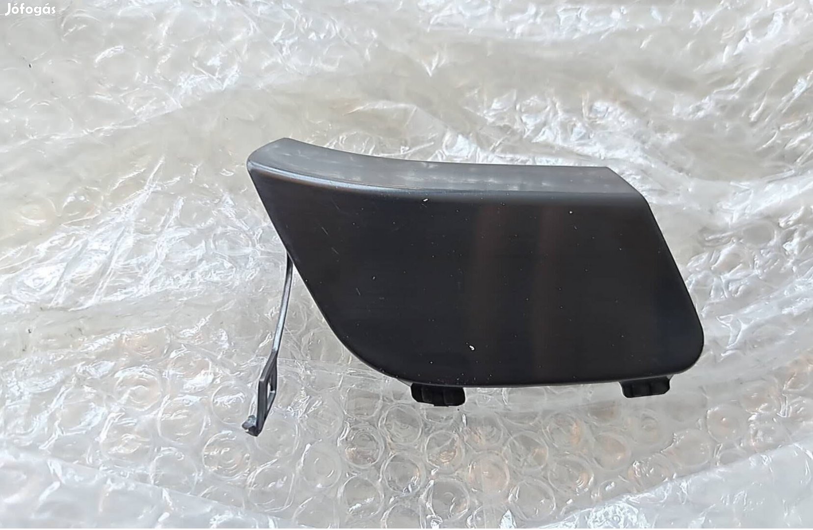 Mercedes C117 W117 CLA AMG első vonószentakaró vonószem takaró