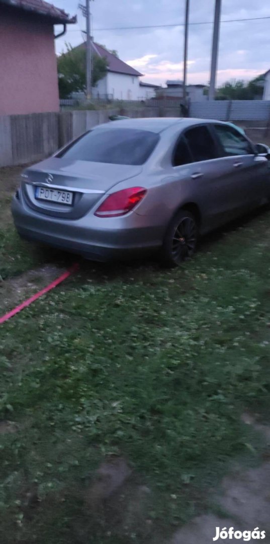 Mercedes C220 D