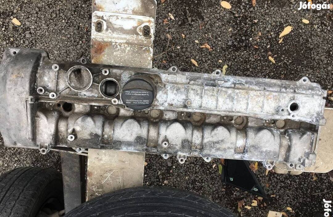 Mercedes CDI 320 szelepfedél sor hatos posta megoldható