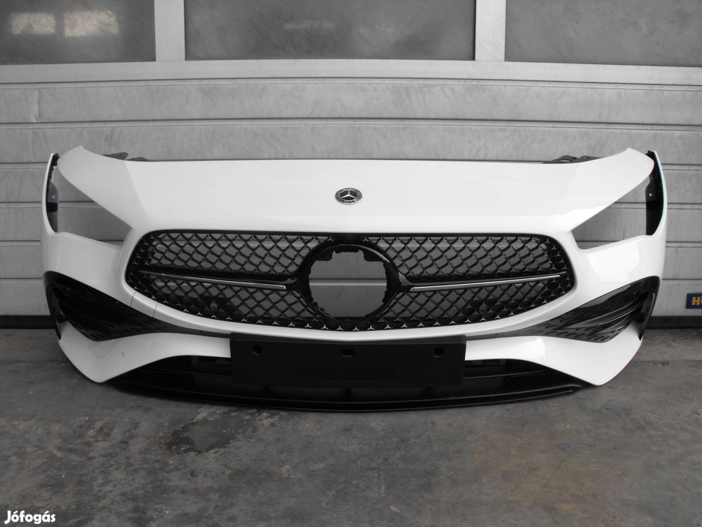Mercedes CLA W118 C118 facelift AMG első lökhárító lökő 2023- A1188809