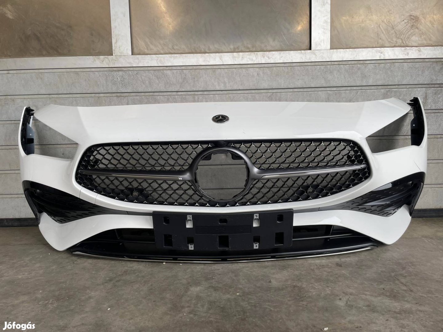 Mercedes CLA W118 C118 facelift AMG első lökhárító lökő 2023- A118