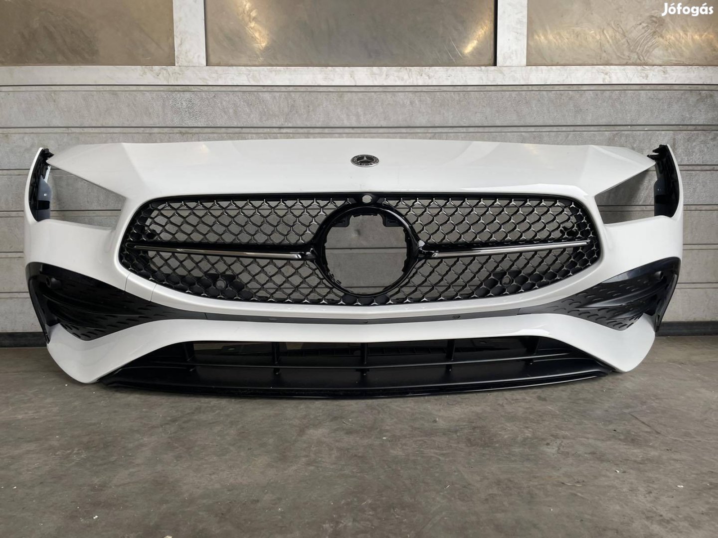 Mercedes CLA W118 C118 facelift AMG első lökhárító lökő 2023- A1