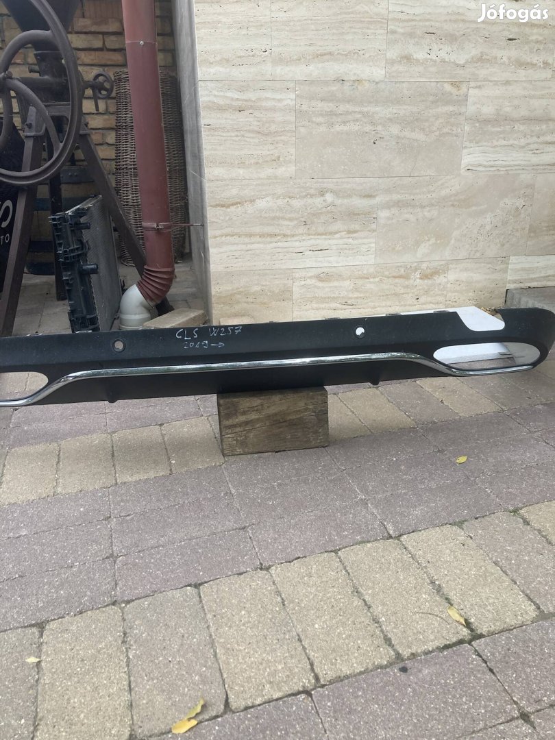Mercedes CLS  W257 hátsó lökháríto alsó része (2019-   )